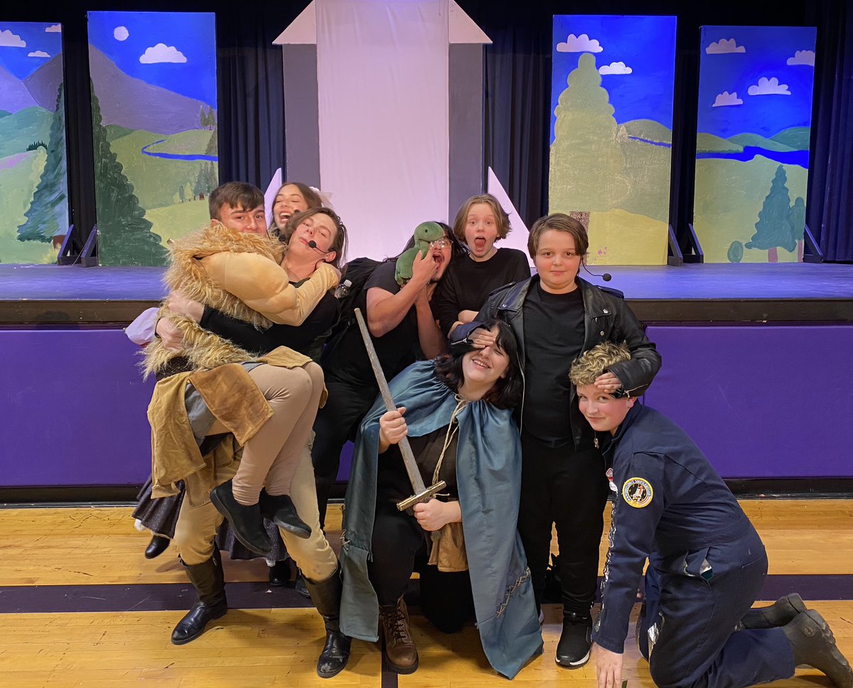 FairGroveBands's tweet photo. Very proud of all our band kids involved in the Spring Play! Both casts are working hard!! We love our multi-talented performers 💜 https://t.co/cVm4lBxzha