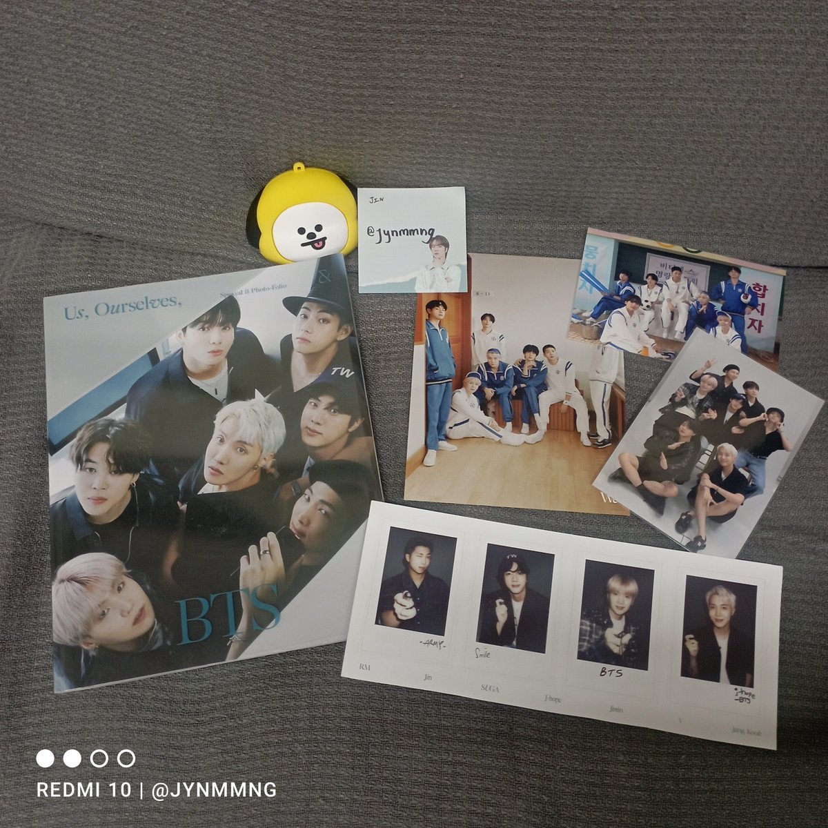 jynmmng's tweet photo. Help 💜/rt wts lfb bts ph

✨We Photofolio Set
- PB, PoCa, Hyung Pola, OT7 photo

₱550 PAYO
₱600 DOP 

#jynmmngpaampons

- with pf included
🚚lsf not included
🛒 namjoon rm seokjin jin yoongi suga jhope hobi mimi jimin taehyung v jungkook jk https://t.co/ButDYff1SN