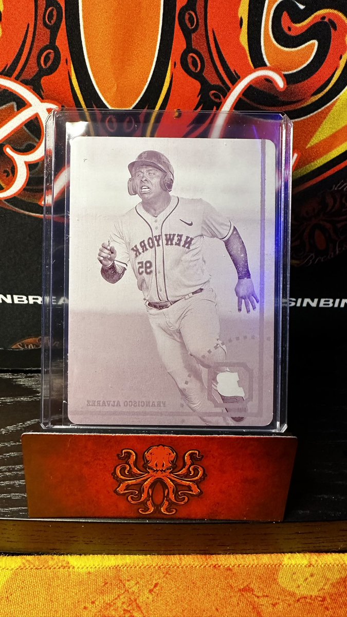 TheSinBinBreaks's tweet photo. Love our discord exclusive drafts! 

Congratulations to the hitters:

@Celly -> Foscue Super
@cdh615 -> Buelvas /5 and Aguilar auto /25
Domino -> Printing Plate of Frankie
@kenesawmtlandis -> Lonnie auto /50

#OWB #SinBinAfterDark https://t.co/eDSHwIcjTA