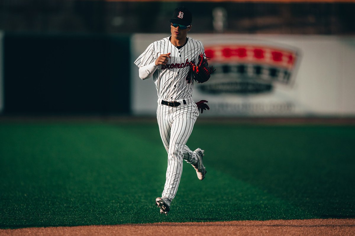 Landofullframe's tweet image. My favorite 4 from today's game, mostly just for @CRThrees who doesn't use Instagram. For those of you that do, same @ over there. 
@JBronchoBall