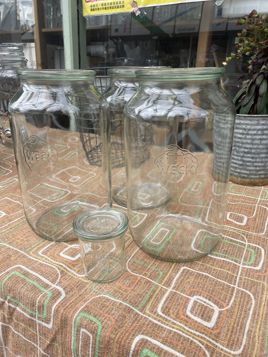 DROPS1997's tweet image. weckのガラス瓶揃いました。新作の3ℓ入る瓶も大好評！
drops1997.stores.jp

#weck
#福島市
#福島市雑貨