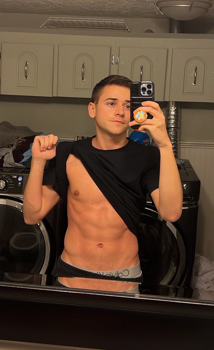 twinkstann on Twitter: "who would do laundry with me? RT 😛"