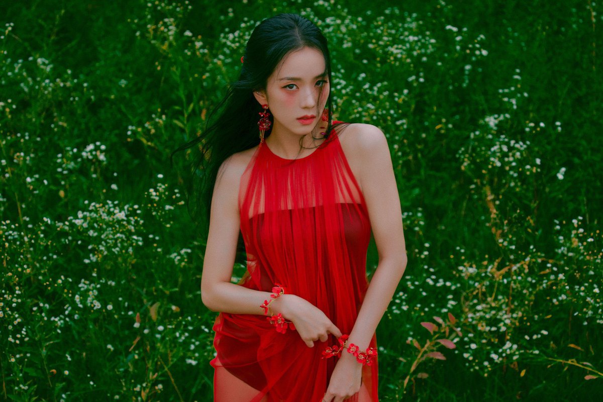 jisoo red flower dress DIY recreating Jisoo-Flower Inspired makeup, hairstyle & outfit 12345 Which set do you like the most?? **Btw spending more than 12 hours of filming & a week of costumes sourcing