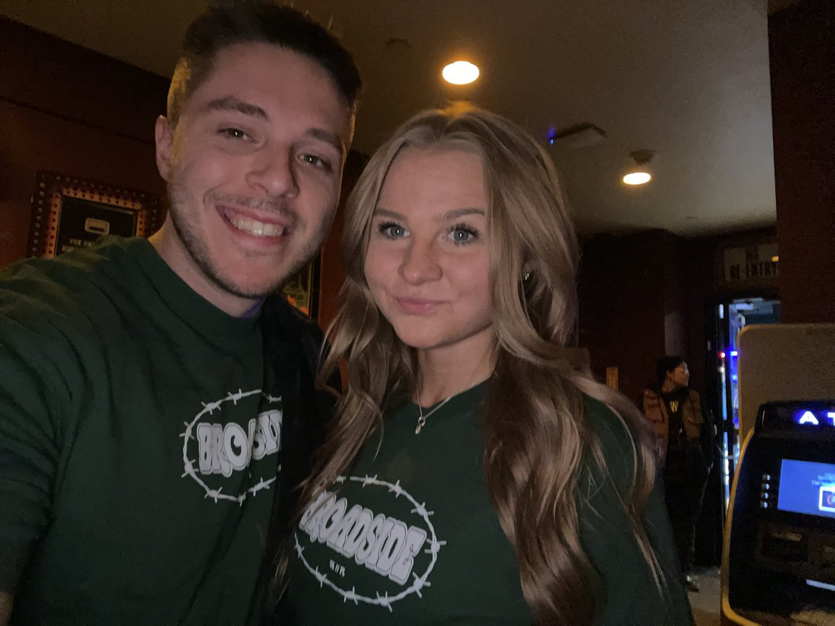 Kaitlyn_Hirst's tweet image. @Broadside_  @OliverBaxxter  brb on stage