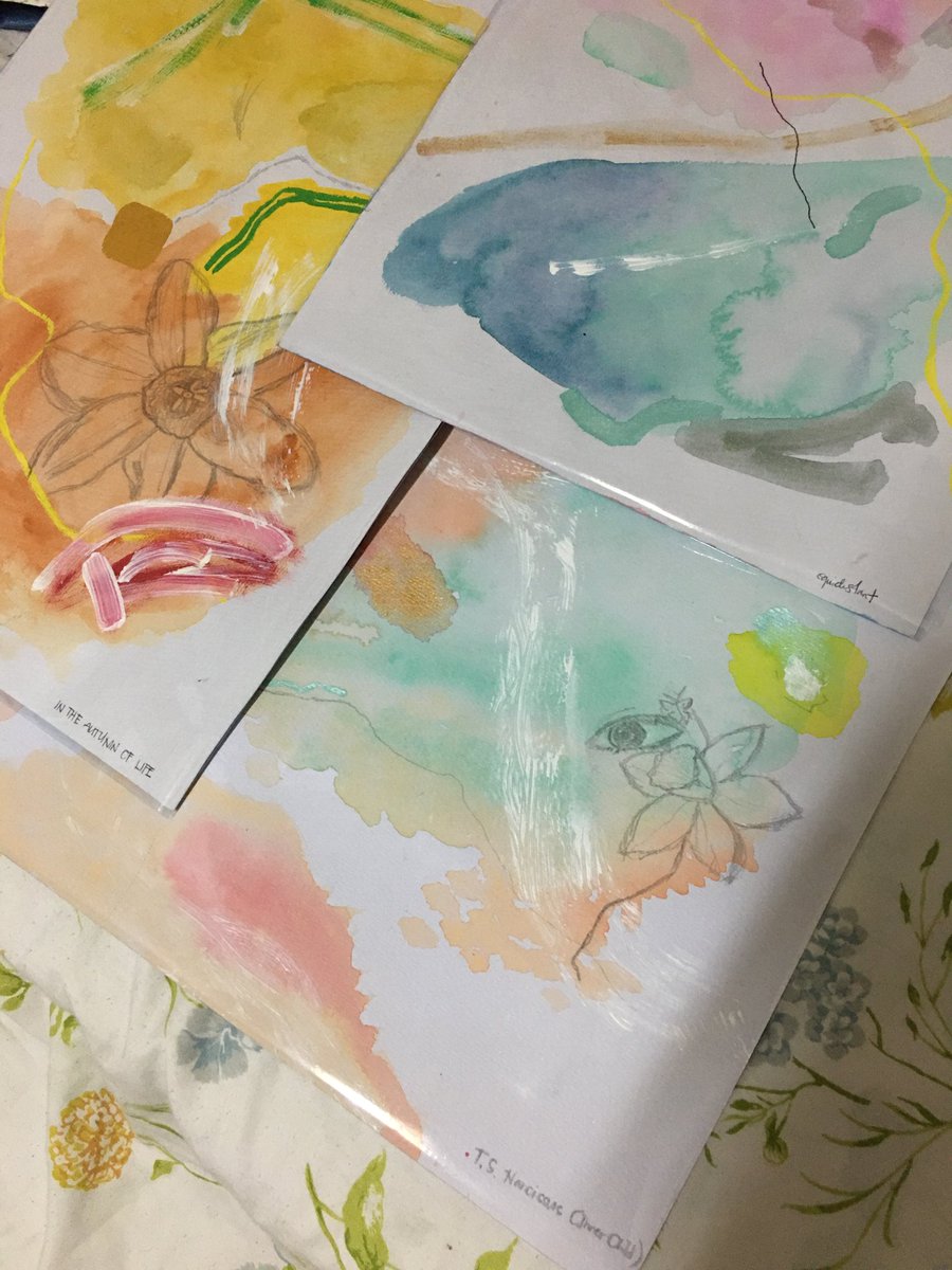 i still wanna add some of these but i don't want to force myself to do it hh anw i covered them hehe ♡ 
 
#watercolor #abstractart #abstractpaint #metallicwatercolor #acrylic