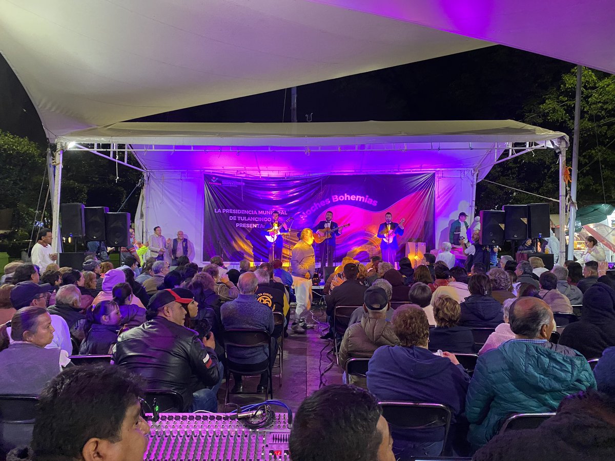 Las #NochesBohemias se disfrutan más cuando estás acompañado por el amor de tu vida