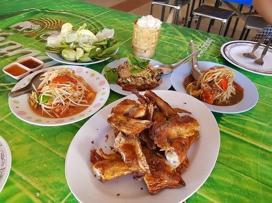 11Against's tweet photo. แซ่บกันม่ะ https://t.co/3HtwcLfrxi