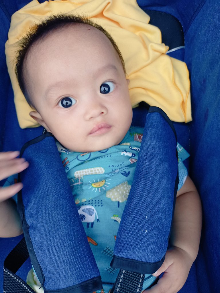 yustam_'s tweet photo. Wis fix iki mirip aku @dzibaa https://t.co/g9NjX1aTYn