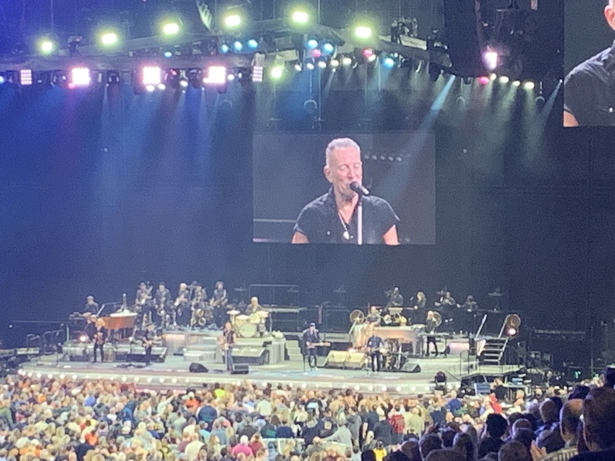 Springsteen hasn’t lost his energy &amp; put on a great show in Baltimore, playing 2:45 minutes.  Saw some old Annapolis &amp; education friends. If we could capture his power we could light up Balt.