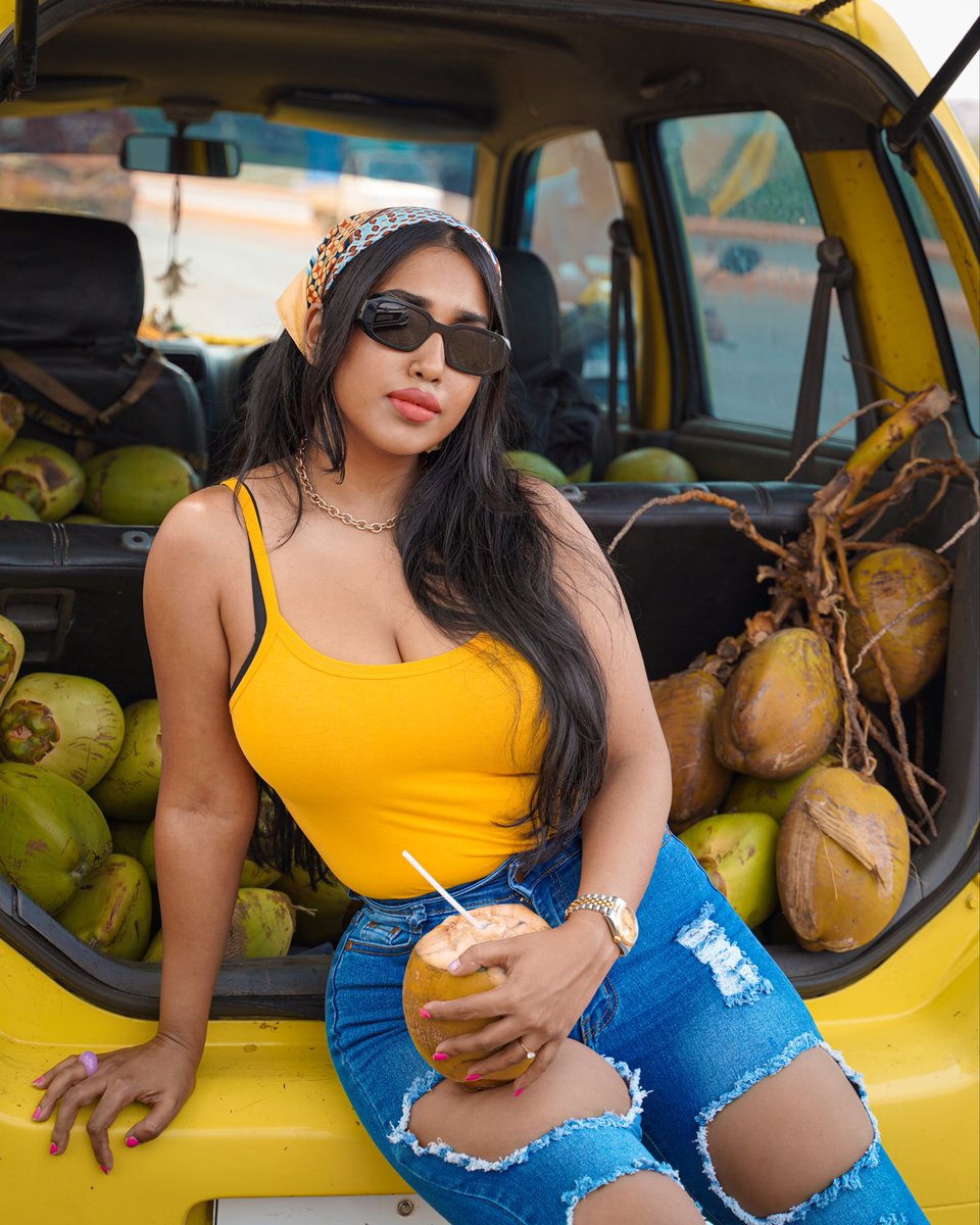 Scarlett Rose’s pics and videos