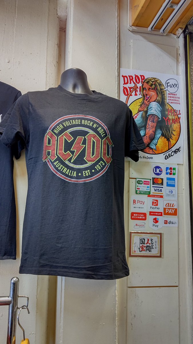 info75599516's tweet photo. AC/DC[#Official/#正規品]'#EST1973]@#神戸バンドTシャツ@#神戸ロックTシャツ@#三宮高架下@#ピアザKobe | MOTOMACHI GLOBE三宮(元町GLOBE三宮)#神戸 #三宮高架商店街_モトマチグローブ三宮 #神戸ロックT #神戸バンドT #神戸メタルT
🔥今年デビュー50周年🔥 https://t.co/u0laTm66lk https://t.co/9fs3EQG7YZ