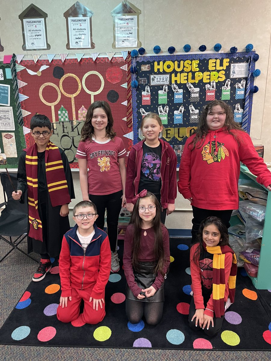 MissRagusin's tweet photo. We had Harry Potter Week in our classroom!⚡️❤️💚💙💛 Everyone had fun dressing in the  Hogwarts House colors each day. ✨🪄 It was a magical week full of activities! 🏰 #harrypotterclassroom https://t.co/4x3rjrhnrw