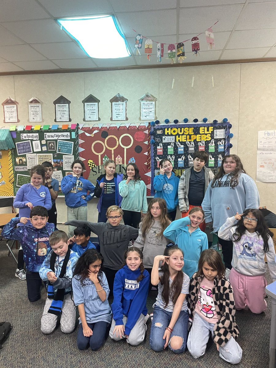 MissRagusin's tweet photo. We had Harry Potter Week in our classroom!⚡️❤️💚💙💛 Everyone had fun dressing in the  Hogwarts House colors each day. ✨🪄 It was a magical week full of activities! 🏰 #harrypotterclassroom https://t.co/4x3rjrhnrw
