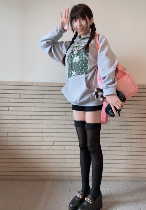 秋月莉緒のTwitter画像24