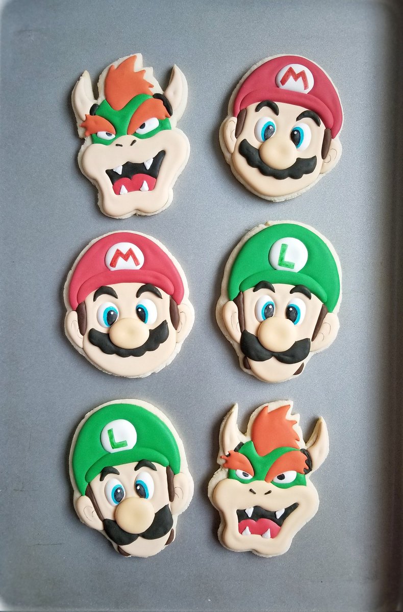 Super Mario Cookies
#mariocookies #decoratedcookies #cookieofinstagram #supermariobros #supermariocookies #nintendomario #cookiedecorator #vancouvercookies #604eats #videogames #shoplocal #supermario #birthdaycookies #mario #luigi #bowser