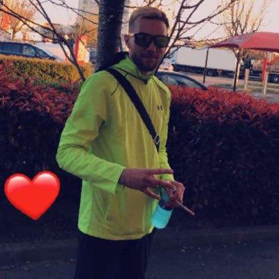 babaw_lsk's tweet photo. #NouvellePhotoDeProfil https://t.co/b35NSZEPPT