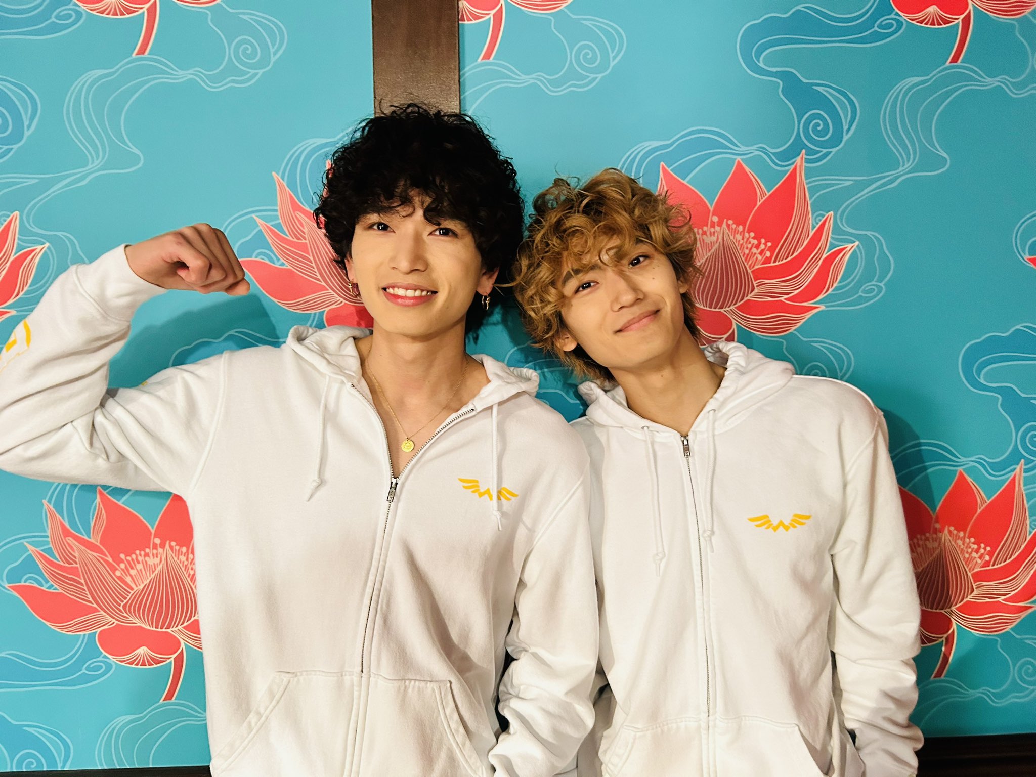 WATWING official on Twitter: &ldquo;👕👕👕 #WATWING #WHOME https://t.co