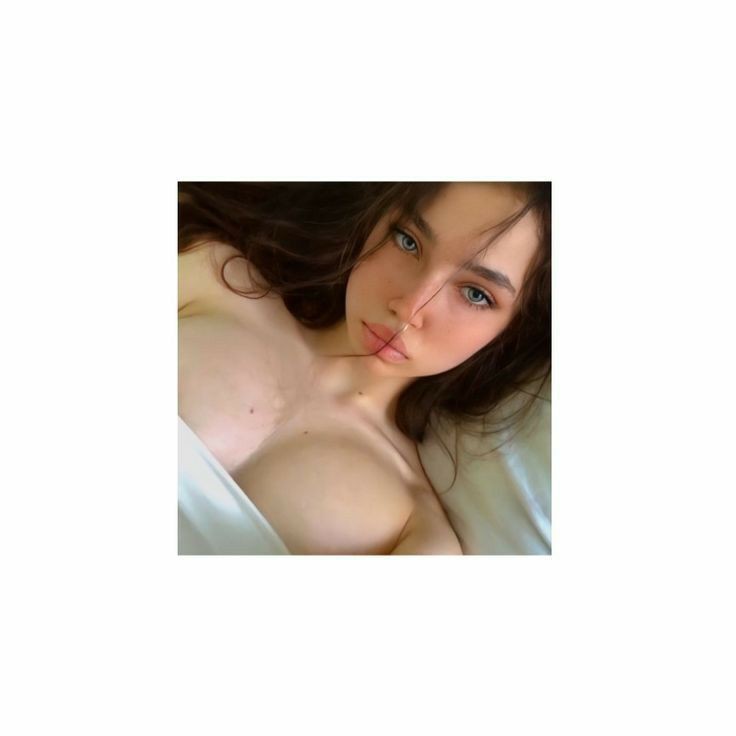 React and retweet for a 😻 pic