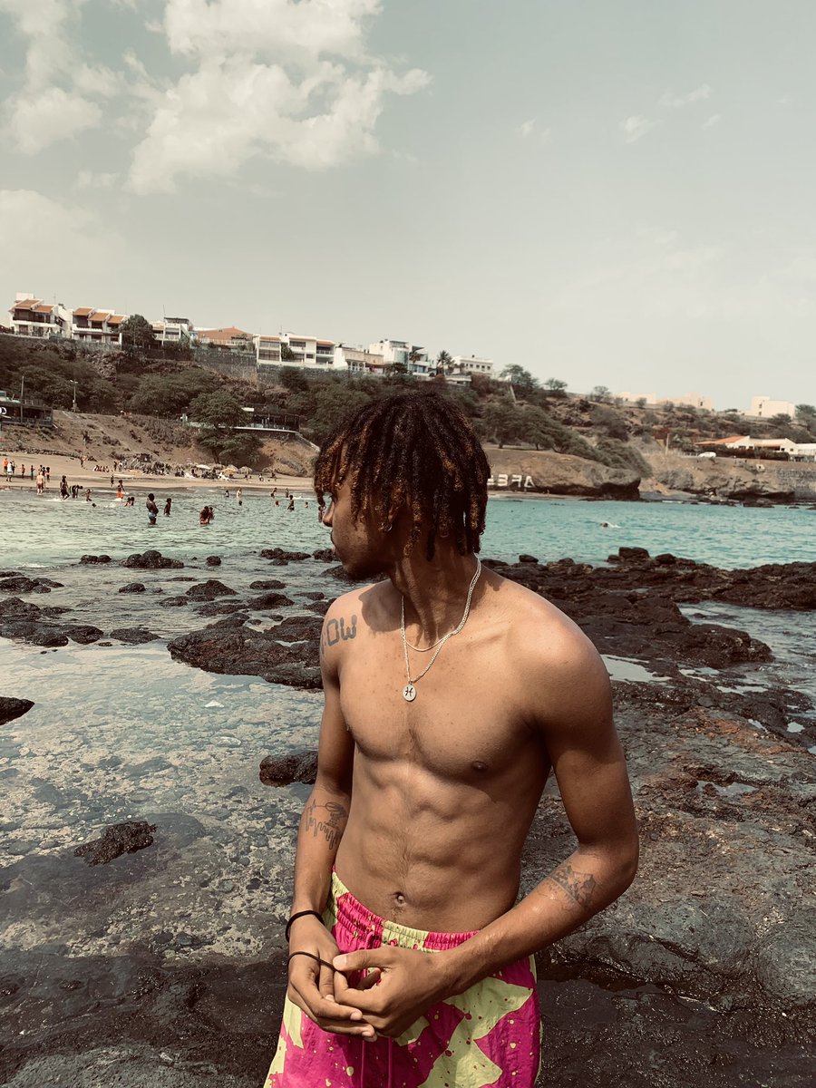 🌊