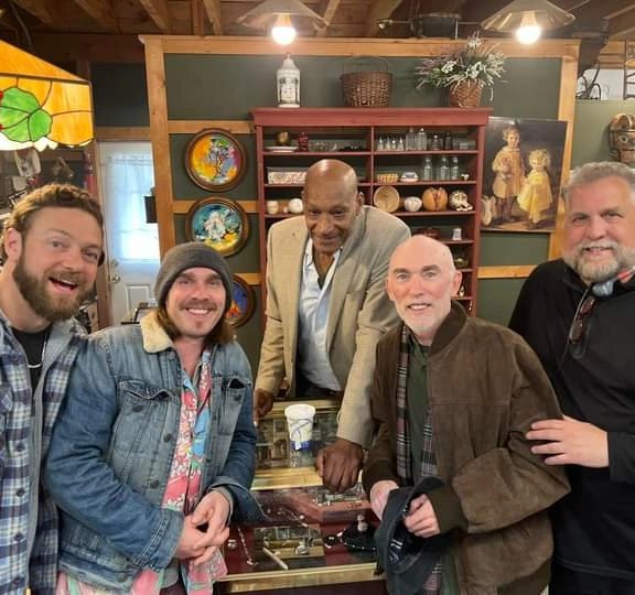 Chiara59731083's tweet photo. Behind the scenes of #tuesdaysflu
@RossMarquand @TonyTodd54 @jackieearle @MrDanielRoebuck #rossmarquand #rossmarquandedit #Rossmarquandfan_italia #rossmarquandfans #TWDFamily #twdspoilers #twd #twdfans #twdaaron #mcu #Marvel #crew #BehindTheScenes https://t.co/GKobNHxhTx