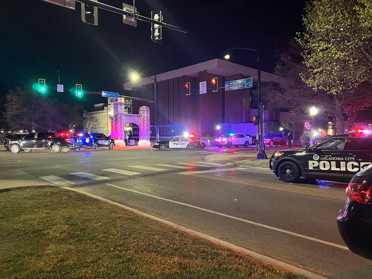 KOCONickSmith's tweet image. Thank God for the all clear here at The @UofOklahoma and thank God for all the 1st responders from every agency who showed up. 
@koconews
#koco5