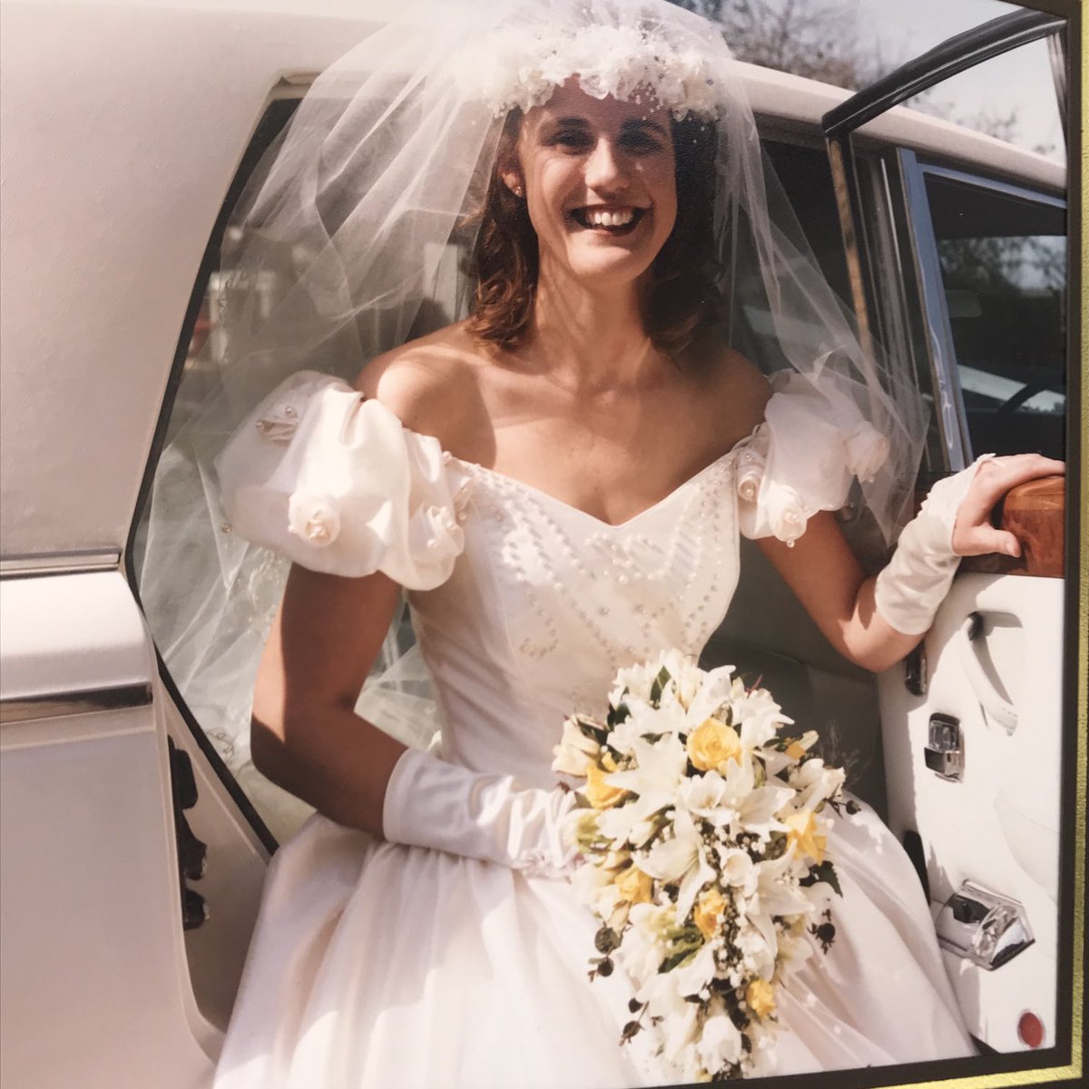 Rowland1Helen's tweet photo. 28 years ago today 💜 What an adventure we’ve had with lots of happy memories! Thank you to our family and friends for your love and support 🙏 #family #friendship #5Balls https://t.co/ynK1yylkyZ