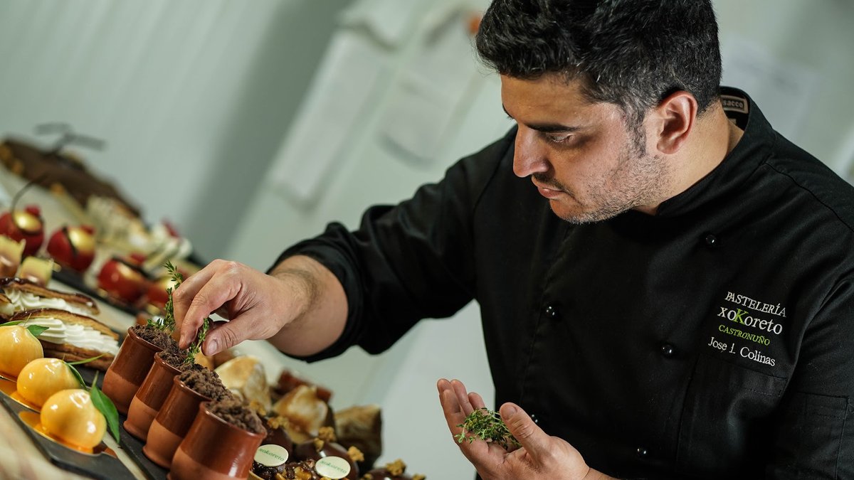 Más historias en #ElPicaporte de <a href="/esRadio_CyL/">esRadio CyL</a> 📻

👉 Premios <a href="/SurcosCyLTV/">Surcos CyL</a> 
👉 Abad Dom Bueno Rosé <a href="/bodegadelabad/">Bodega del Abad</a>, medalla de oro <a href="/concoursmondial/">Concours Mondial de Bruxelles</a> <a href="/DOBierzo/">C.R.D.O. Bierzo</a> 
👉 Crecimiento <a href="/chocolatestrapa/">Chocolates Trapa</a> 
👉 <a href="/xokoreto/">xokoreto</a> #BoboLaVerga y Premio Torrija más innovadora

#EsRadioCyL