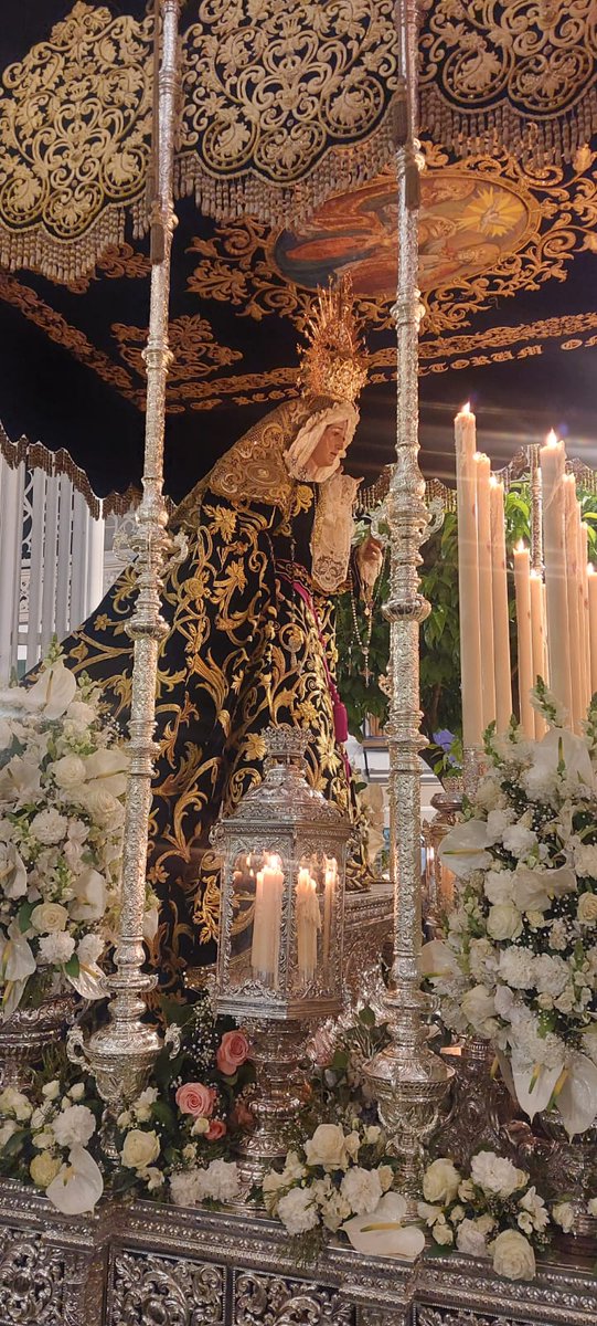 ➡ El equipo de gobierno del Ayuntamiento, con su teniente de alcalde, José Miguel Espina, recibió a la Hermandad Sacramental del Stmo Cristo de la Misericordia, María Stma de los Dolores y Entrada Triunfal de Jesucristo en Jerusalén en la jornada del Viernes Santo.