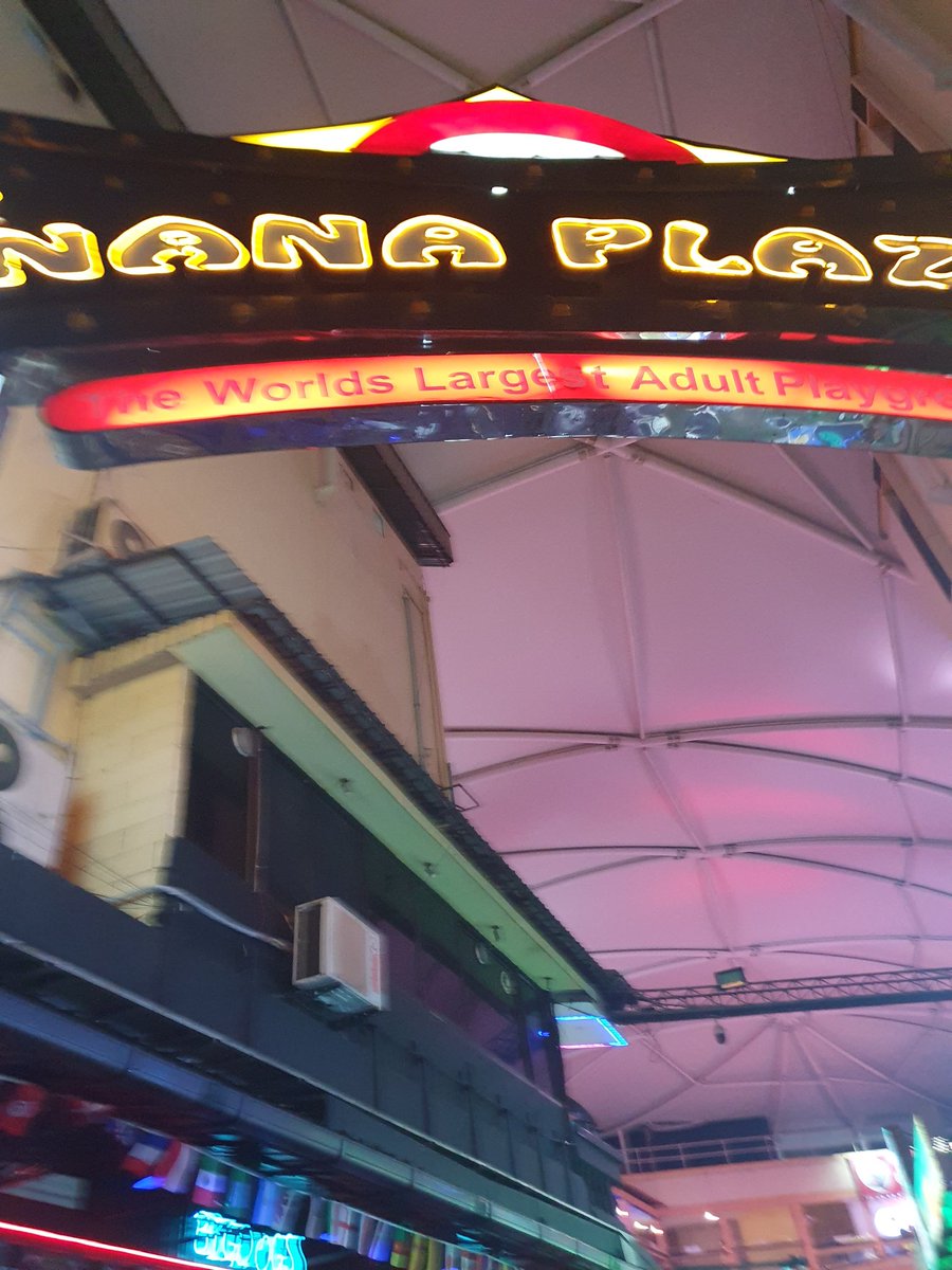 DJ_RickyT's tweet photo. If you know, you know #bangkoknightlife #Ilovethailand #partytime #thailadies #holidays https://t.co/CWU79AmMz3
