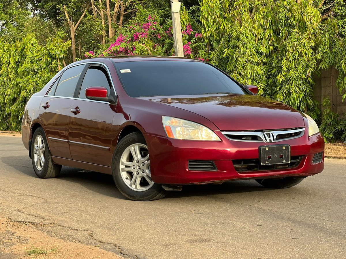 KajuruMotors's tweet photo. NEATLY USED HONDA ACCORD D.C
YEAR: 2006
DUTY✔️
PRICE: 2.7M
LOCATION: KADUNA🇳🇬

Kindly retweet please🙏🏽 https://t.co/M2KIiFd7Ww