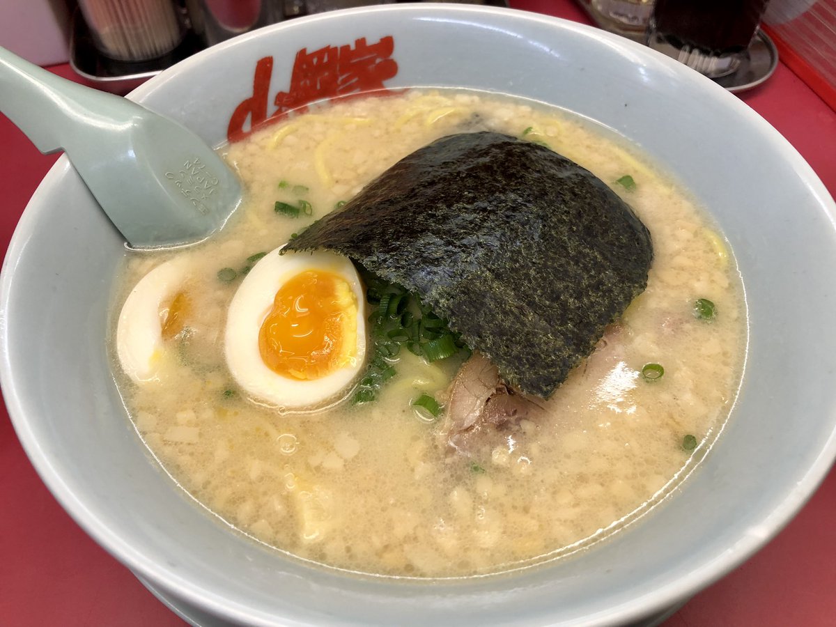 OG58867319's tweet photo. 飲み干す一杯🙌
プ���塩、久々に食べました！

疲れなど吹き飛びますね～☺️

ごちそうさまでした！ 

 #山岡家
 #プレミアム塩とんこつ https://t.co/UDLMYqo1lk