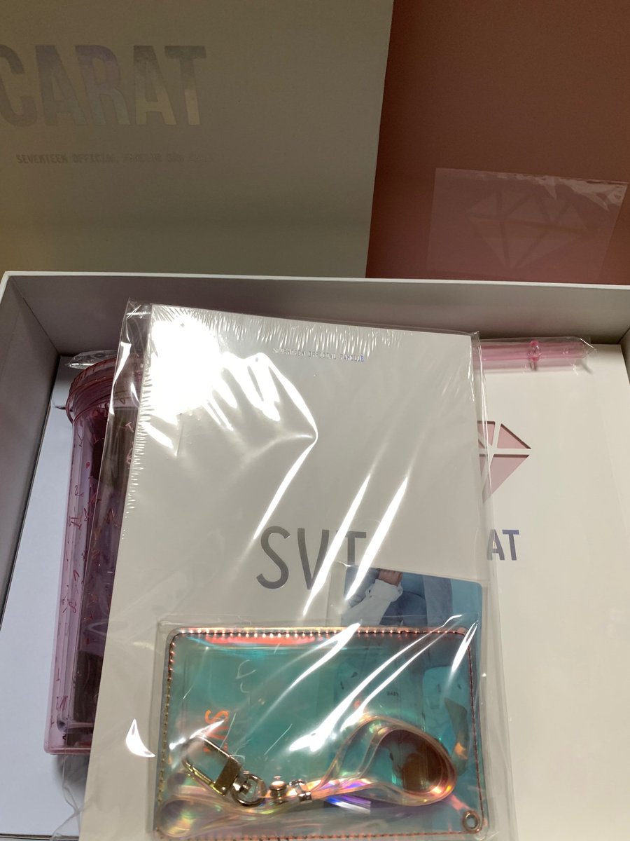 sirisirina_'s tweet photo. Lapags tomorrow (7pm)

 Albums has All inclu except for pc

Dop : April 23
Still at kr included at box6 ( new box) https://t.co/CgSJPIrPUs