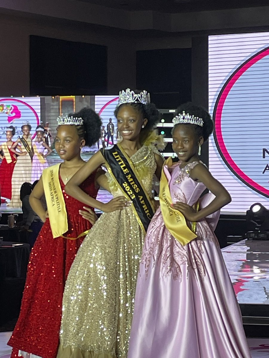 RitahSamantha's tweet photo. At Last Night’s grand finale I was crowned 2nd runner up ( Top 3 in Africa). As much as I wanted first place I am proud my country 🇸🇸🇸🇸 is No.3 in Africa! South Sudan to the World 
#SouthSudan #Littlemissafrica #SecondRunnerUp  #SSOT https://t.co/iPBd0P4QdT