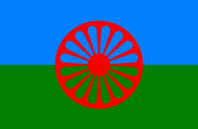 Happy #InternationalRomaDay . Today is honouring /celebrating #Roma history. It has nothing to do with #IrishTraveller history. Policy makers may decide to tag us together but that doesn't mean as communities we have too. Each history and community deserve their own recognition.