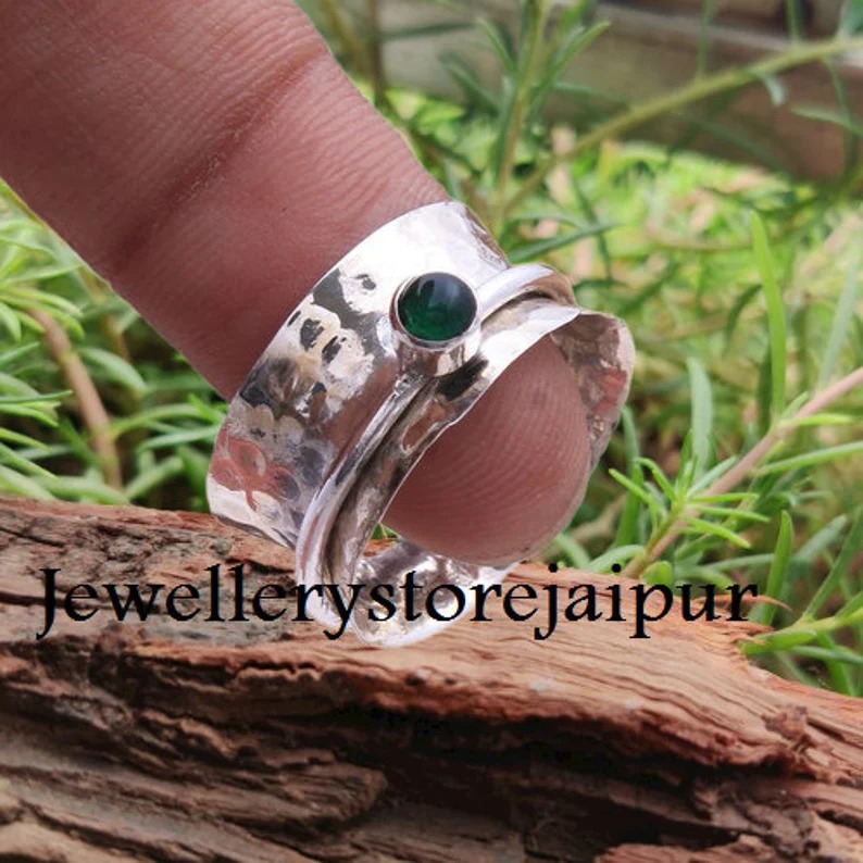 etsy.me/3KIEUUs

#meditationring #handmadering #giftforher #fidgetring
#greenspinring #spinnerring #womenring #worryring #bohoring
#925silverring #gemstonering #ringsforwomen #statementring #spinningring #jewelry #rings #stackablerings #anxietyring
#stackingrings