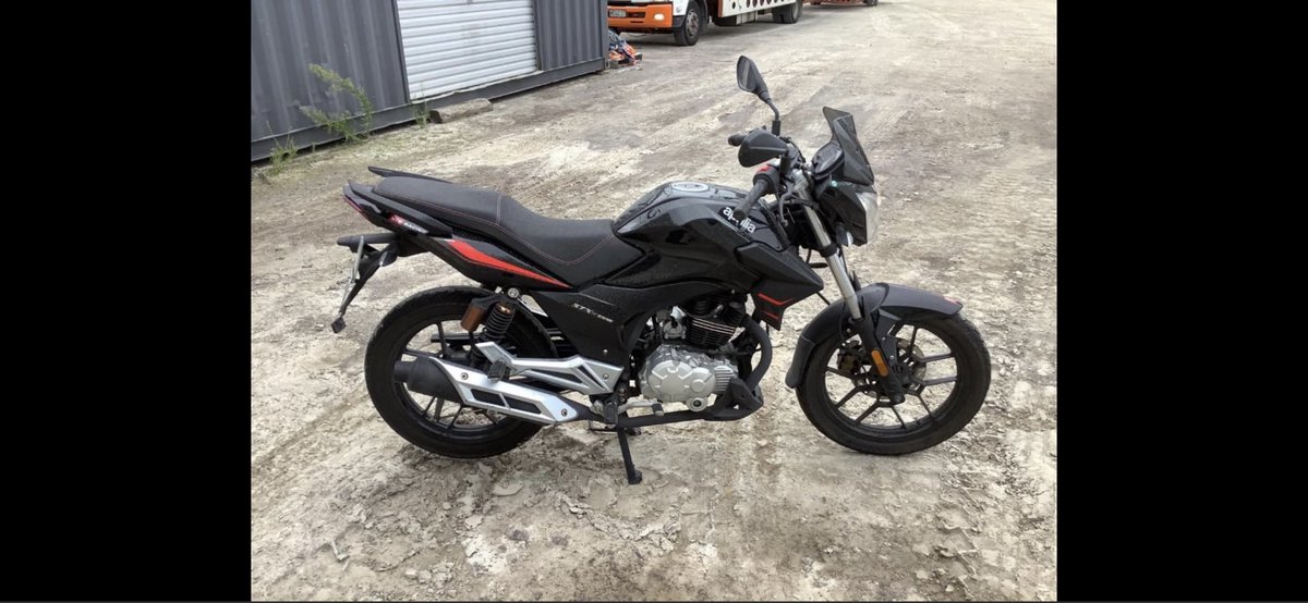 lancepetats's tweet photo. Ok so I’ve bought a fixer upper Aprilia STX 150. I’ve read good reviews. https://t.co/RQZMdtSkH1