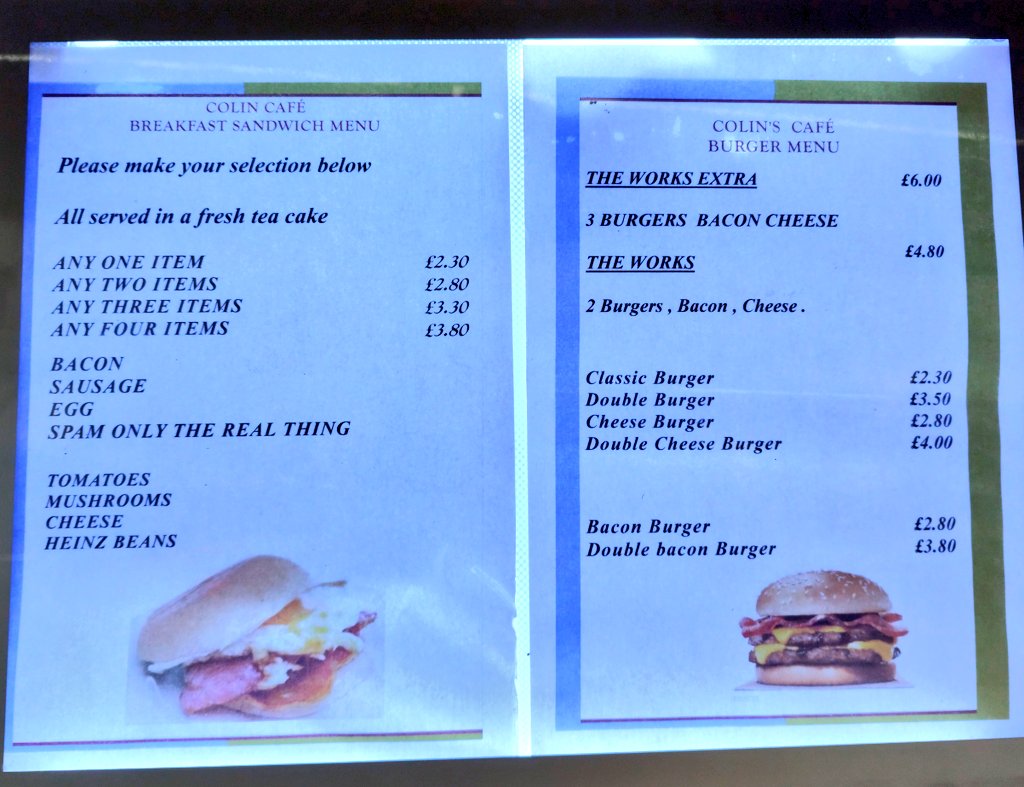 Firesnapper999's tweet photo. RV with @MumBensons, walking Eddie down from hotel. Meet up at #Brighouse market &amp; the legend Colin who runs #ColinsCafe. Outstanding brews &amp; food!!😋 https://t.co/jwKVk53ofi