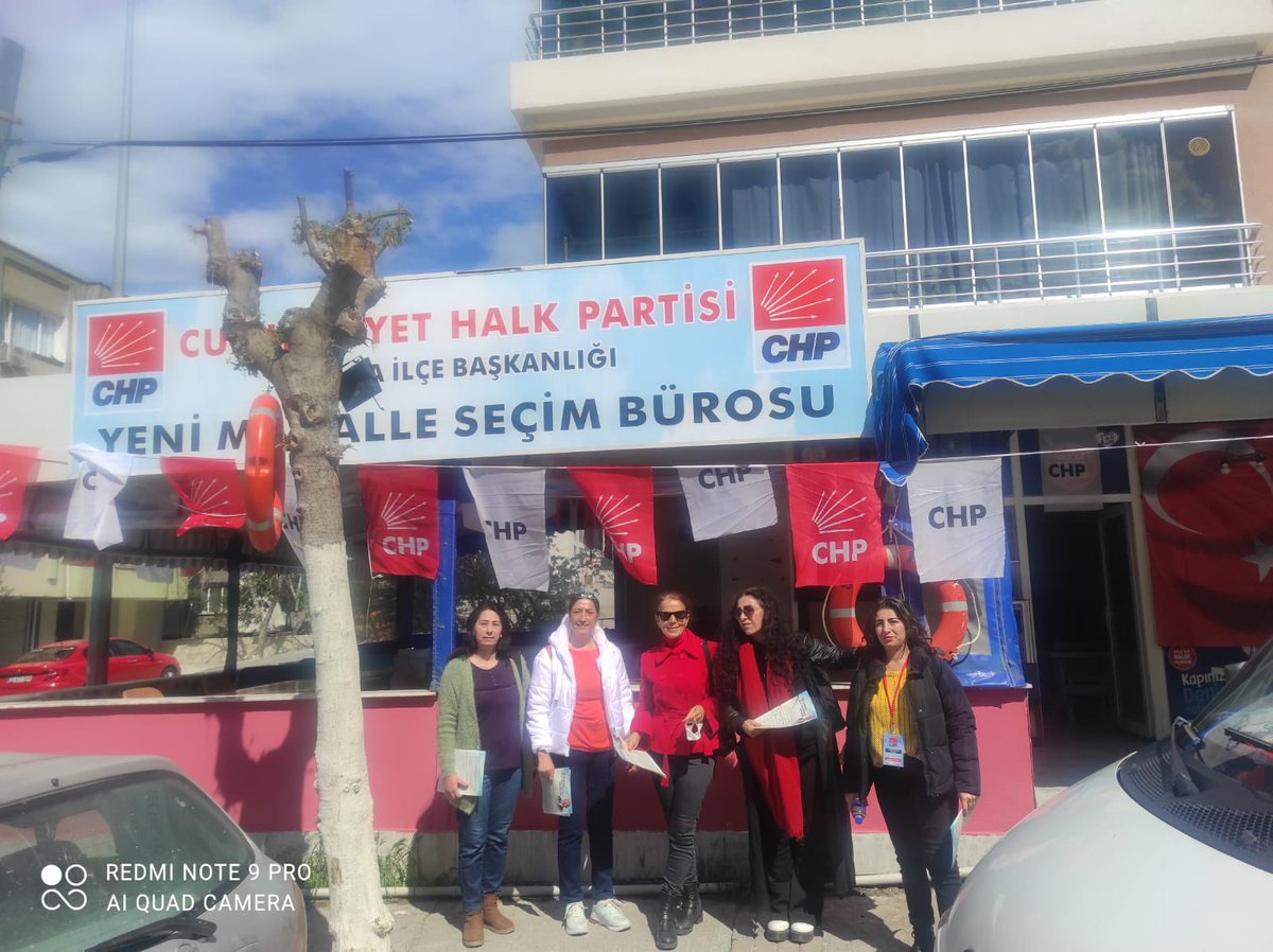 chpizmirilkadin's tweet photo. CHP Aliağa Kadın Kolları olarak; Yeni Mahallemizde ve yeni açılan sosyete pazar yerinde kadınlarımıza Aile Destek Sigortalarını anlatmaya devam ediyoruz.
#geliyorgelmekteolan
#sanasöz
#son36 https://t.co/Jqx1P6WwPp