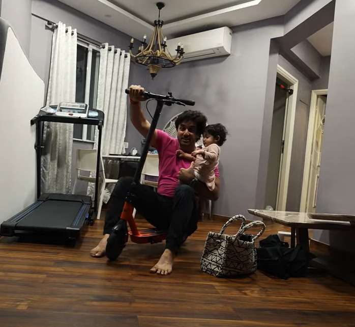e_motorad's tweet photo. This is undoubtedly the #CUTEST unboxing video we have ever got!!! 🥹🥹🥹

Sorry @emNikhil , but Sky literally stole the show and our hearts! ❤️

Link : https://t.co/PFWPRlf2l7

#EMotorad #EM #Unboxing #Review #SaturdayVibes https://t.co/YfrzFiJGRF