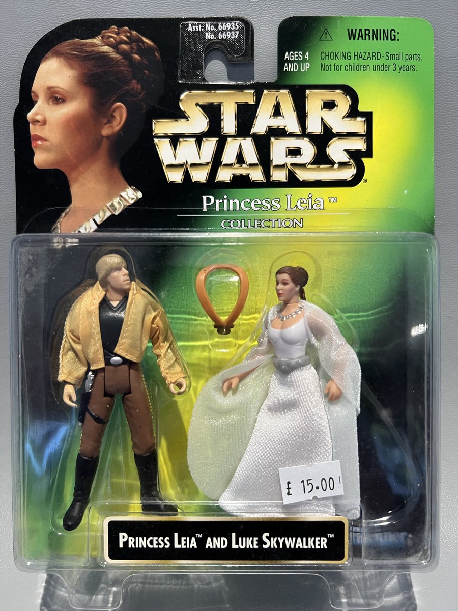 ALandLTA's tweet photo. Daily Action Figure: Princess Leia and Luke Skywalker, Power of the Jedi #starwars #saga #actionfigures #collection #hasbro #kenner #collectors #POTJ #lukeskywalker #Leia https://t.co/yXkPxjEXkw