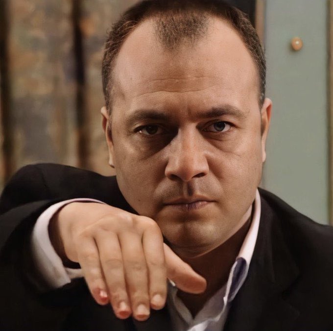 19 yıl önce bugün kahpe kurşunların hedefi olan SÜLEYMAN ÇAKIR'ı ölümünün sene-i devriyesinde sevgi, saygı ve özlemle anıyoruz