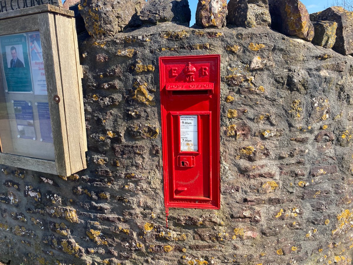 Edward VII #postbox in Nyland #postboxsaturday #somersetwalks