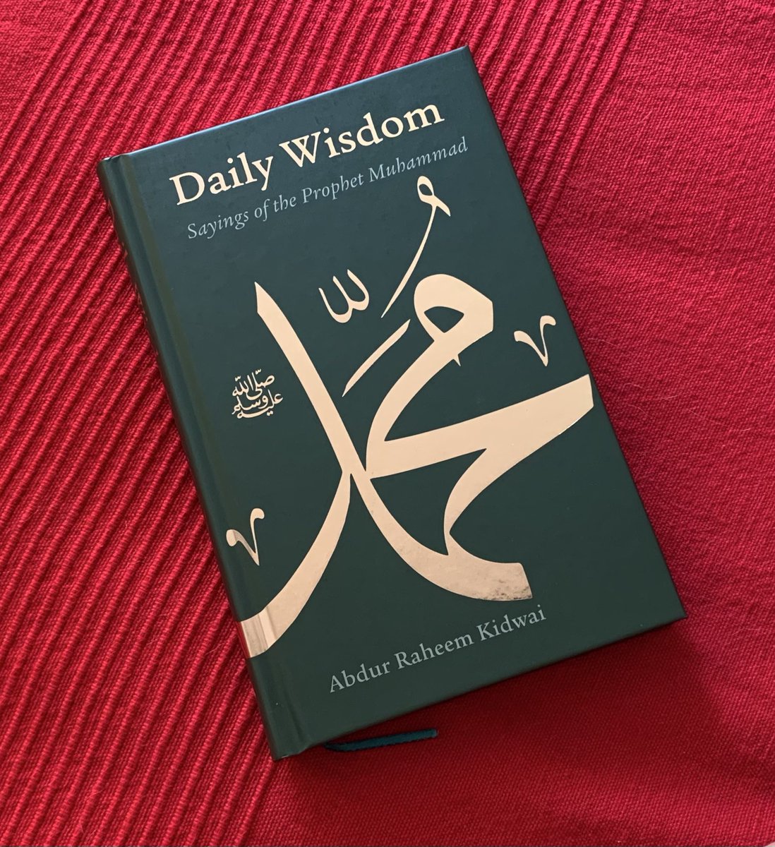 Kudsia_Kahar's tweet photo. Spring cleaning. I found this which was a Raya gift from Affin Investment Bank years ago! 🤲🏼 

OK according to the Gregorian calendar today is Day 98 of the year…And the initial is detailed in the Abbreviation page…I’ve included Day 97 and Day 98 in the pics #Ramadan https://t.co/I0yH3C41ql