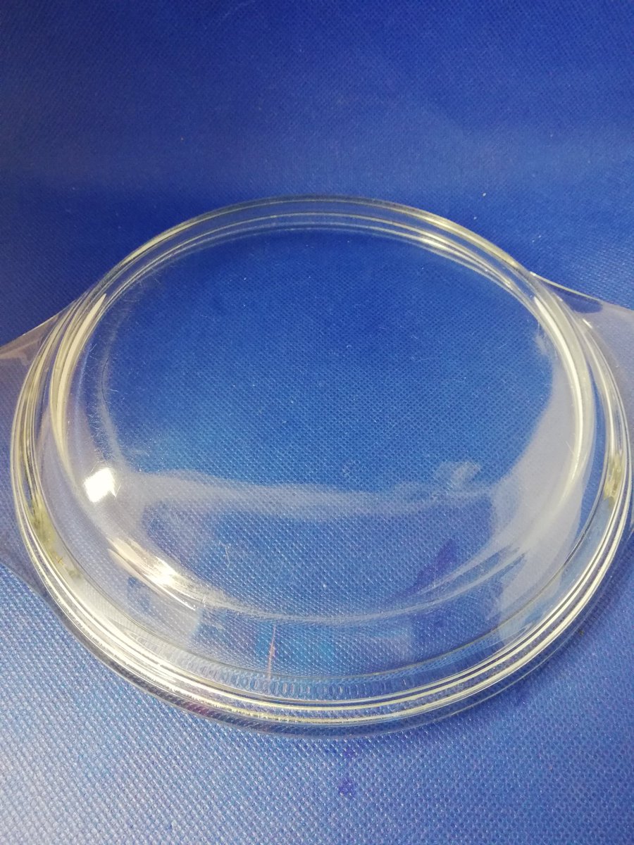 totalrewind's tweet image. Love Pyrex. Here's one of our favourite designs, snowflake. #casseroledish either lid #pyrex #1970s #retrokitchen