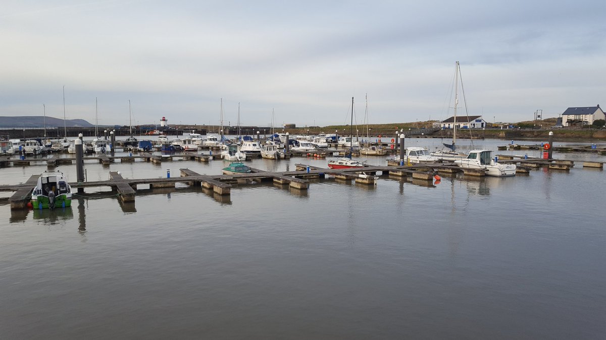 darrylevz's tweet photo. Burry Port. https://t.co/QtJYfXIvXH