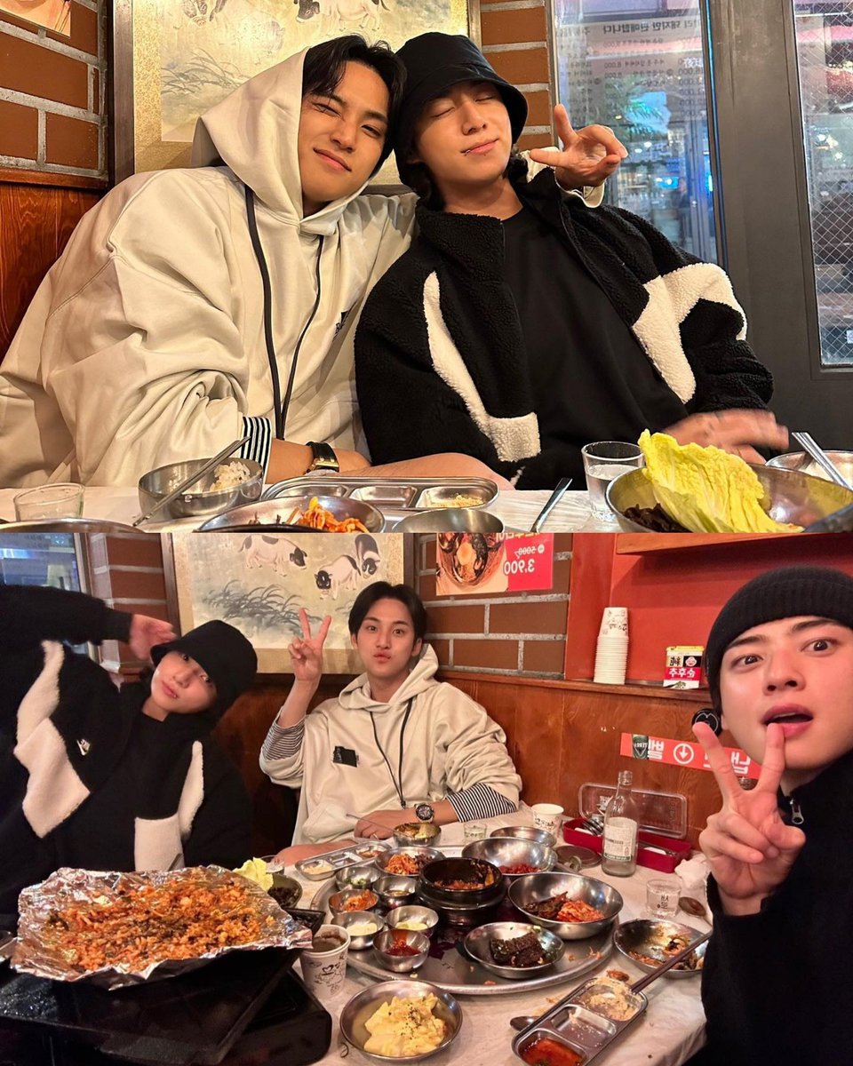 taebokkiii's tweet photo. '97 liners Jungkook with Mingyu and Eunwoo 🤍 https://t.co/29nrcfK5mx