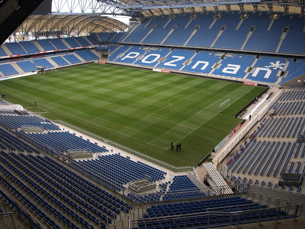 apawlukiewicz's tweet photo. Już dziś #JedyneTakieDerby, czyli Derby Poznania. Skąd wywodzi się taki, a nie inny przydomek meczów Lecha z Wartą? I dlaczego są one fenomenem w skali nie tylko polskiej, ale i wręcz europejskiej? Zapraszam na nitkę!
📷 1/7 https://t.co/7lFPtDAhe4