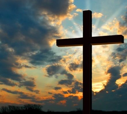 danieleauconeop's tweet image. &quot;Questa confessione del #Sabatosanto sta a significare che Cristo ha oltrepassato la porta della solitudine [...]La solitudine insuperabile dell&apos;uomo è stata superata nel momento che Egli si è trovato in essa&quot; (J.Ratzinger) #HolySaturday #TriduumPascal #SabadoSanto