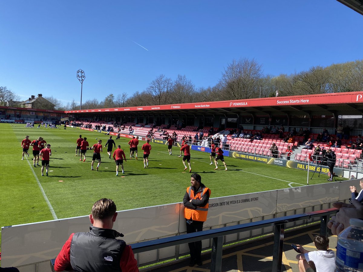 dearstu's tweet image. Great day at sunny Salford. We’ve got Super Ritchie Wellens. The celebrations at the end were amazing. @leytonorientfc @OrientOutlook