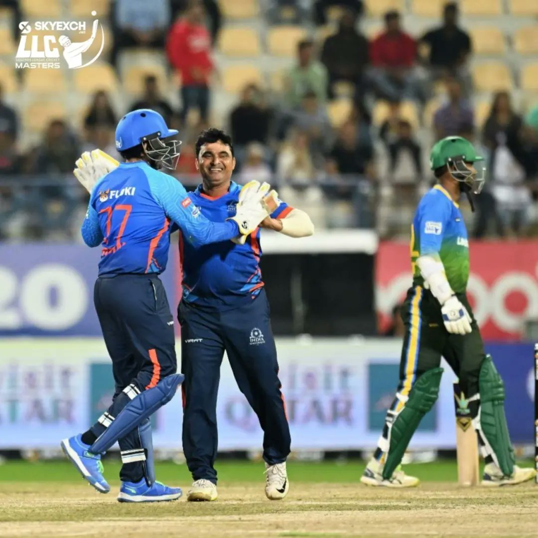 Tambe on the turns! 💫 The legend @legytambe showcased a performance of pure spinning delight. 👑🏏 #LegendsLeagueCricket #LLCMasters #LLCT20 #YahanSabBossHain #PravinTambe